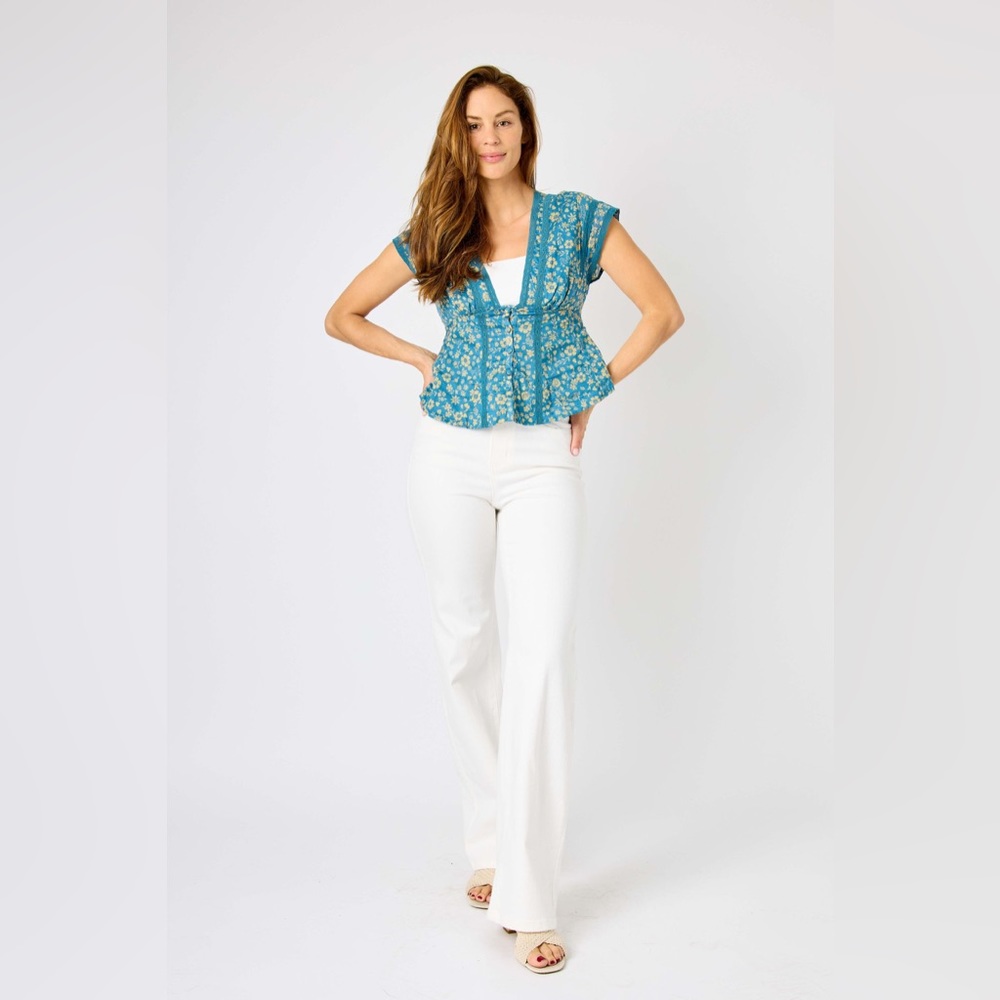 Judy Blue HIGH WAIST BRAIDED WAISTBAND DETAIL WIDE LEG White denim $64